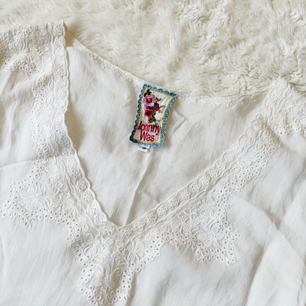 Johnny Was Woman White Eyelet Lace V-Neck Top SMALL Boho Western Cottagecore